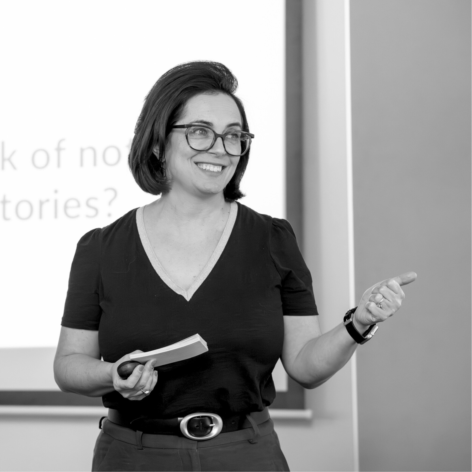 Sara running a storytelling workshop